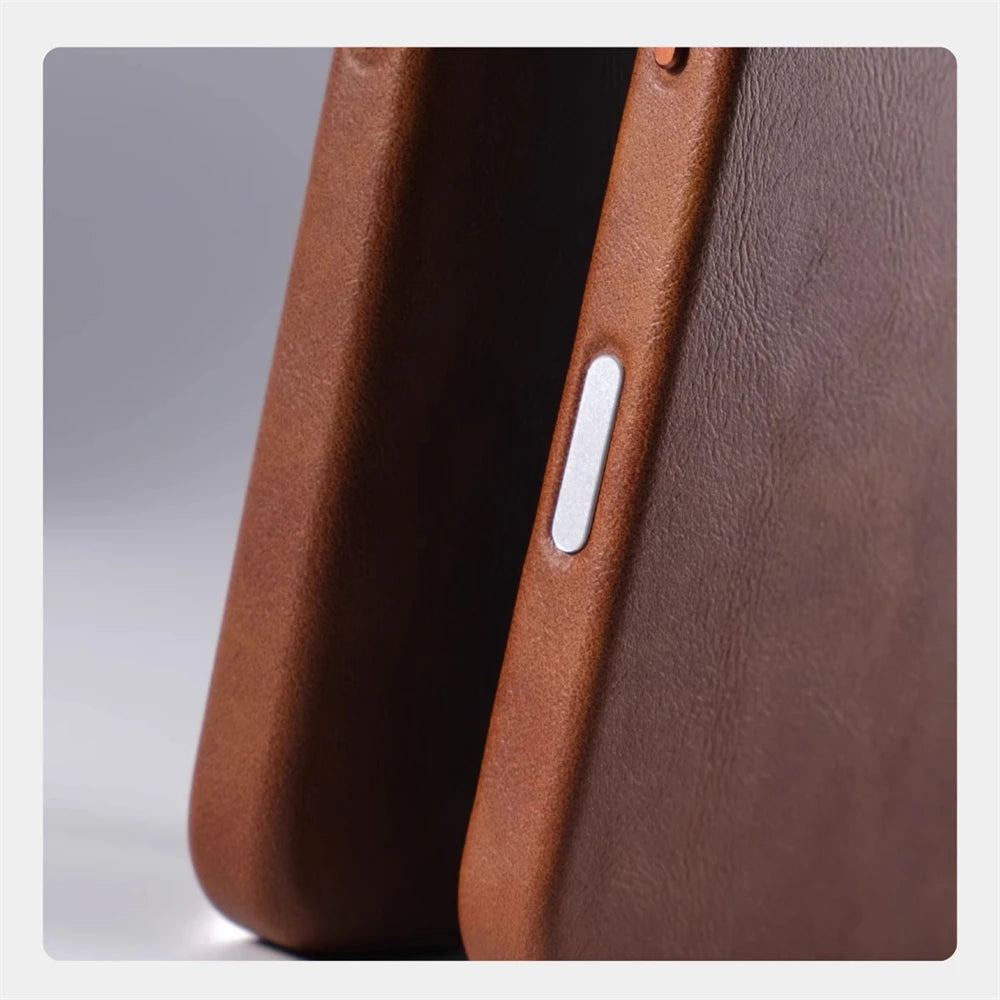 Case de Couro Nível Premium com Megasafe para iPhone 16 15 14