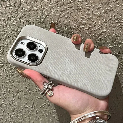 Capa de Microfibra Nível Premium com MagSafe para iPhone 16 15